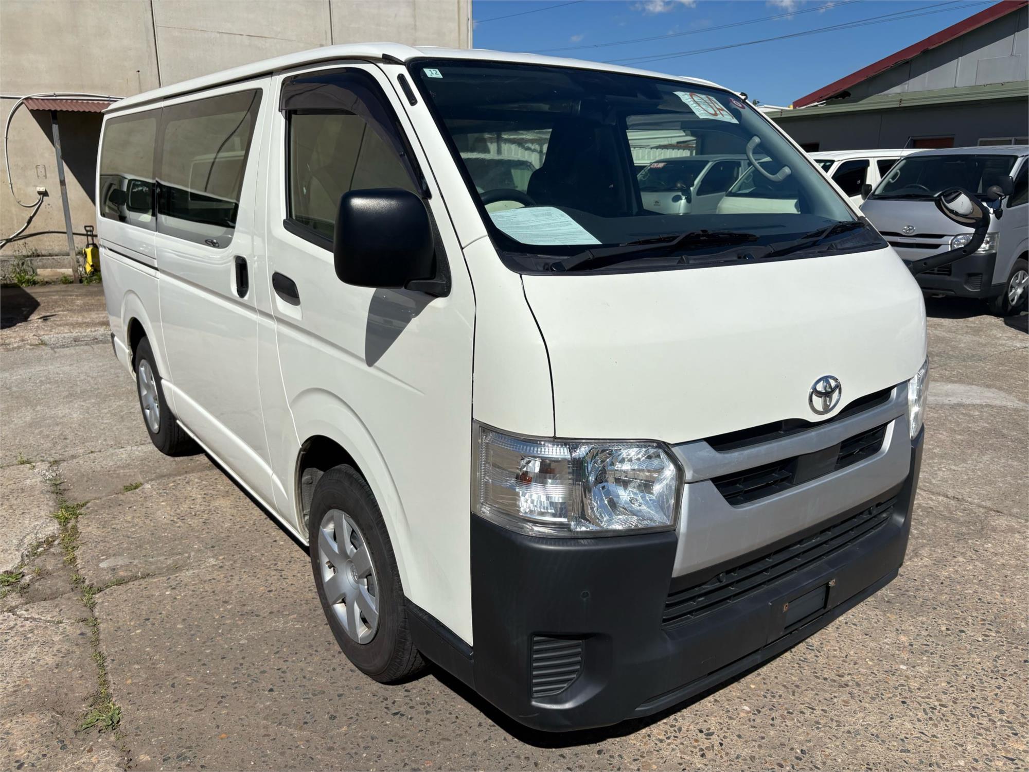 2020 TOYOTA HIACE VAN LWB 2.8 LTR GDH201