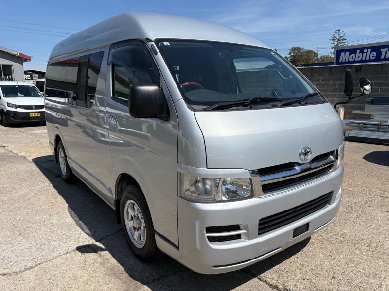 2006 TOYOTA HIACE VAN LWB 2.0 LTR CAMPERVAN TRH200