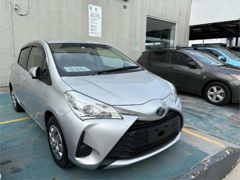 2018 TOYOTA VITZ 5D HATCHBACK F (HYBRID) NHP130