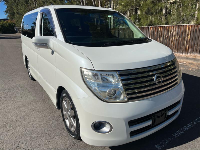 2006 Nissan Elgrand Wagon Highway Star E51