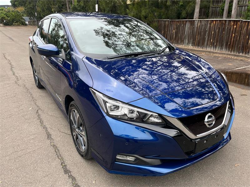 2019 Nissan LEAF Hatchback ZE1