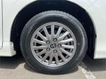 2015 Toyota ESQUIRE STATION WAGON HYBRID GI ZWR80