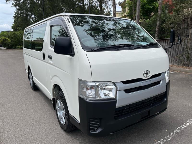 2018 Toyota Hiace VAN LWB 2.8 DIESEL TURBO 4WD GDH206