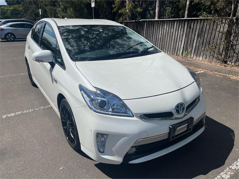 2013 Toyota Prius Hatchback PRIUS PHV G ZVW35