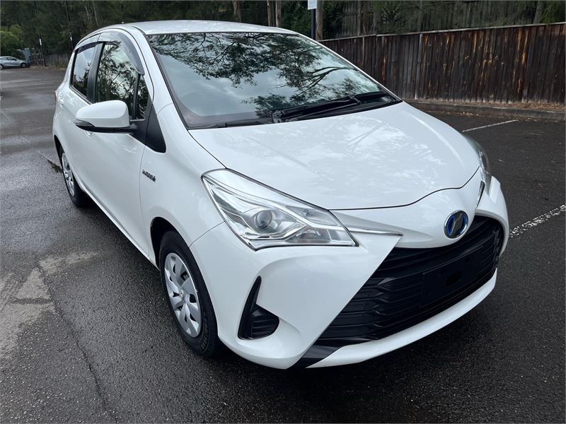 2018 Toyota Vitz Hatchback HYBRID F NHP130